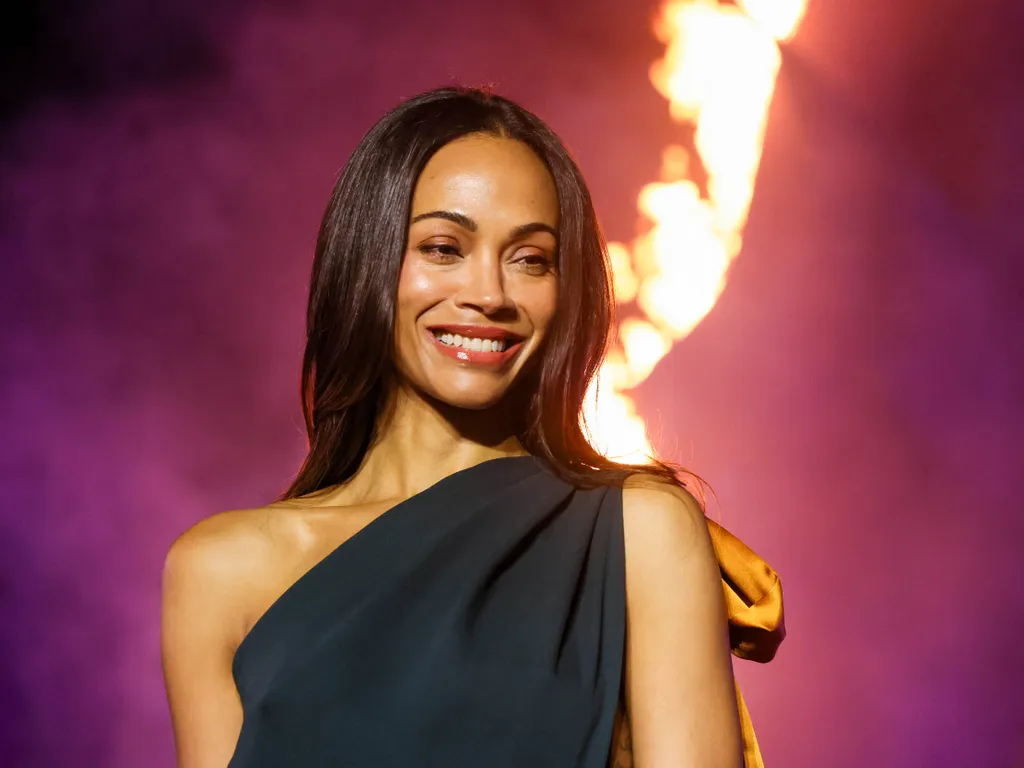Zoe Saldana, Avatar, ZoeSaldanaAvatar,
HOLLYWOOD, CALIFORNIA - DECEMBER 01: Zoe Saldańa attends the world premiere of 20th Century Studios "Avatar: Fire and Ash" at The Dolby Theatre in Hollywood, California on December 01, 2025. Rodin Eckenroth/Getty