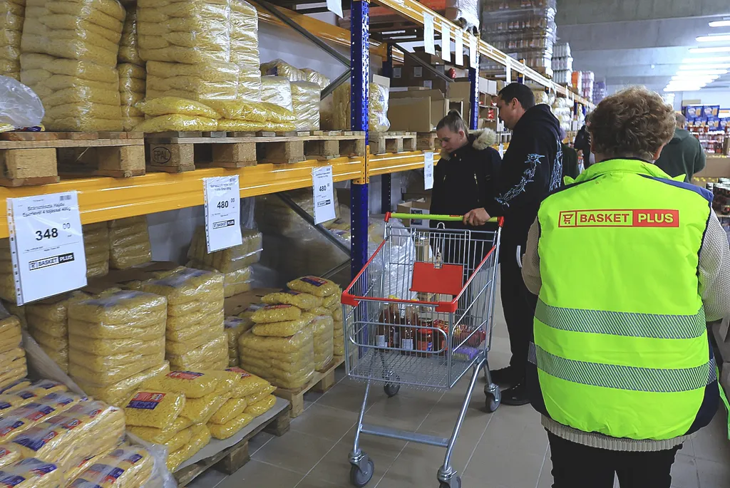 Basket Plus áruház, BasketPlus, kereskedelem, szupermarket, vásárlás, diszkont