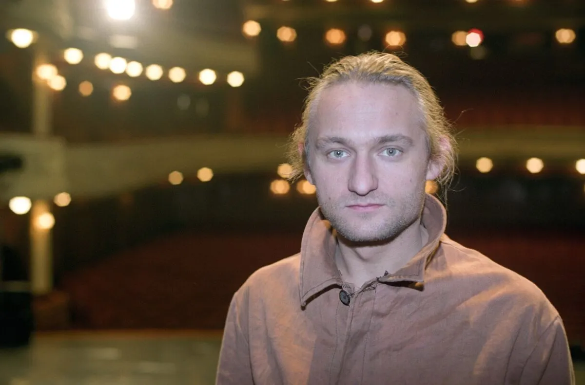 Kaszás Attila színművész.