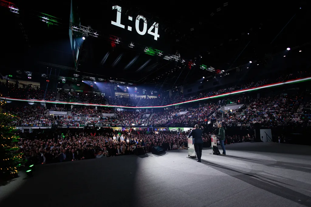 Digitális Polgári Kör, digitális polgári körök, DPK, háborúellenes gyűlés, Szeged, 2025. 12. 20.,  Orbán Viktor, OrbánViktor