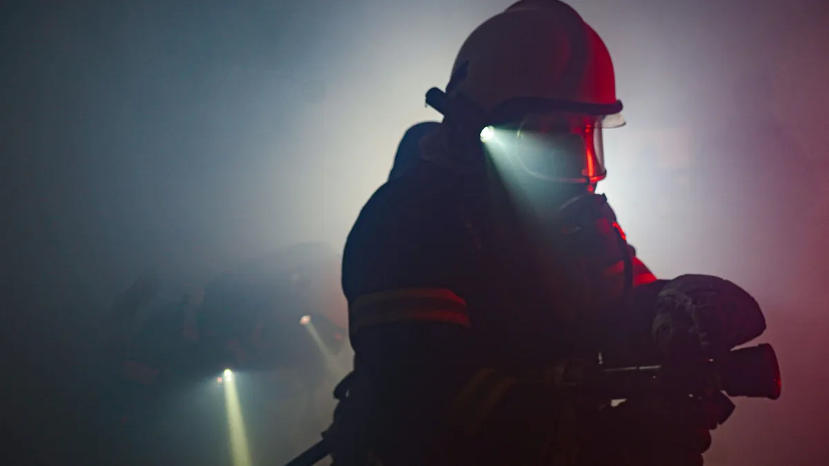 Tűz ütött ki egy repülőgépen Brazíliában a kifutópályán.