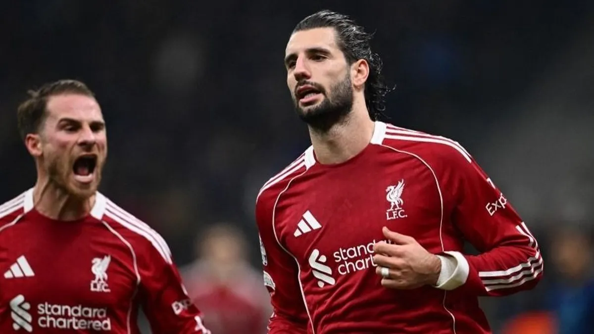 Meghitt fotók: így ünnepelt Szoboszlai Dominik a kislányával