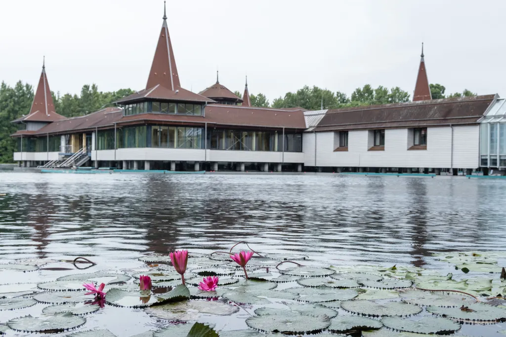 Hévíz, Hévízi Tófürdő, HévíziTófürdő, felújítás, galéria, 2025