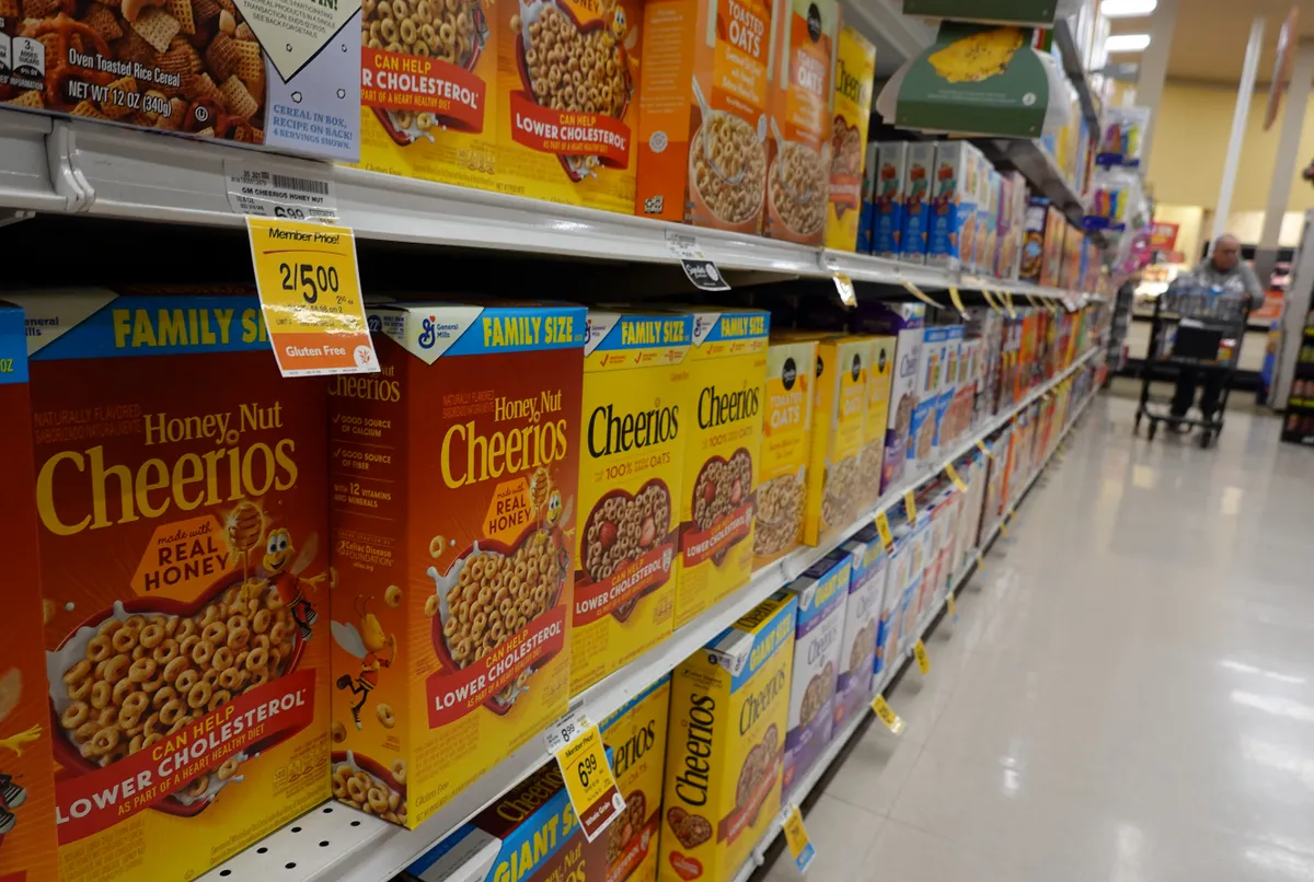 Egyre több adat utal arra, hogy az ultrafeldolgozott ételek fokozhatják a szervezetben a krónikus gyulladást, és megváltoztathatják a bélflóra összetételét, valamint a bélfal védőrétegét.