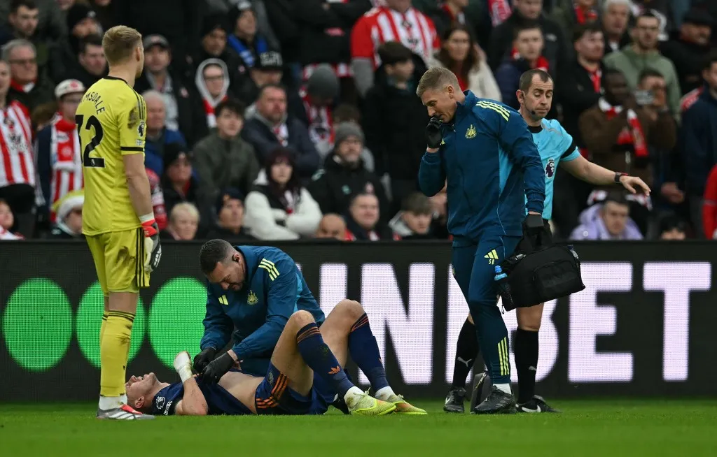 A Newcastle már az első félidőben elvesztette az angol válogatott Dan Burnt