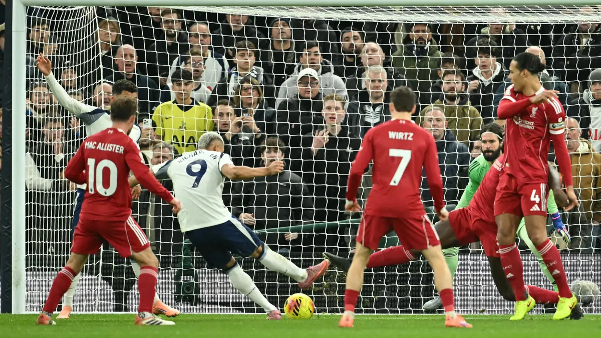 Richarlison (9) gólt szerzett a Liverpool ellen, mégsem ez a legemlékezetesebb megmozdulása.