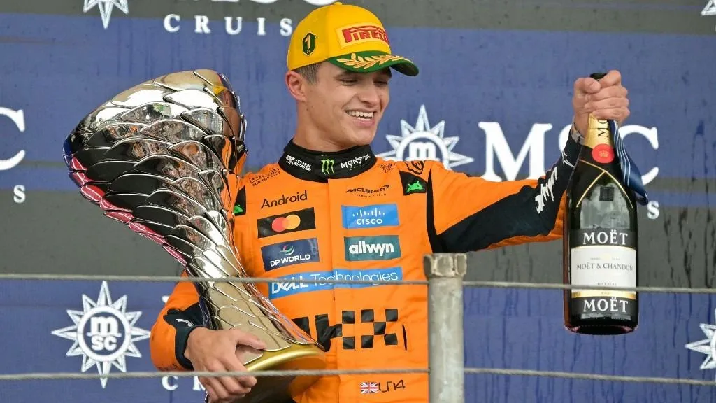 A brit Lando Norris, a McLaren és a Forma-1 új világbajnoka
