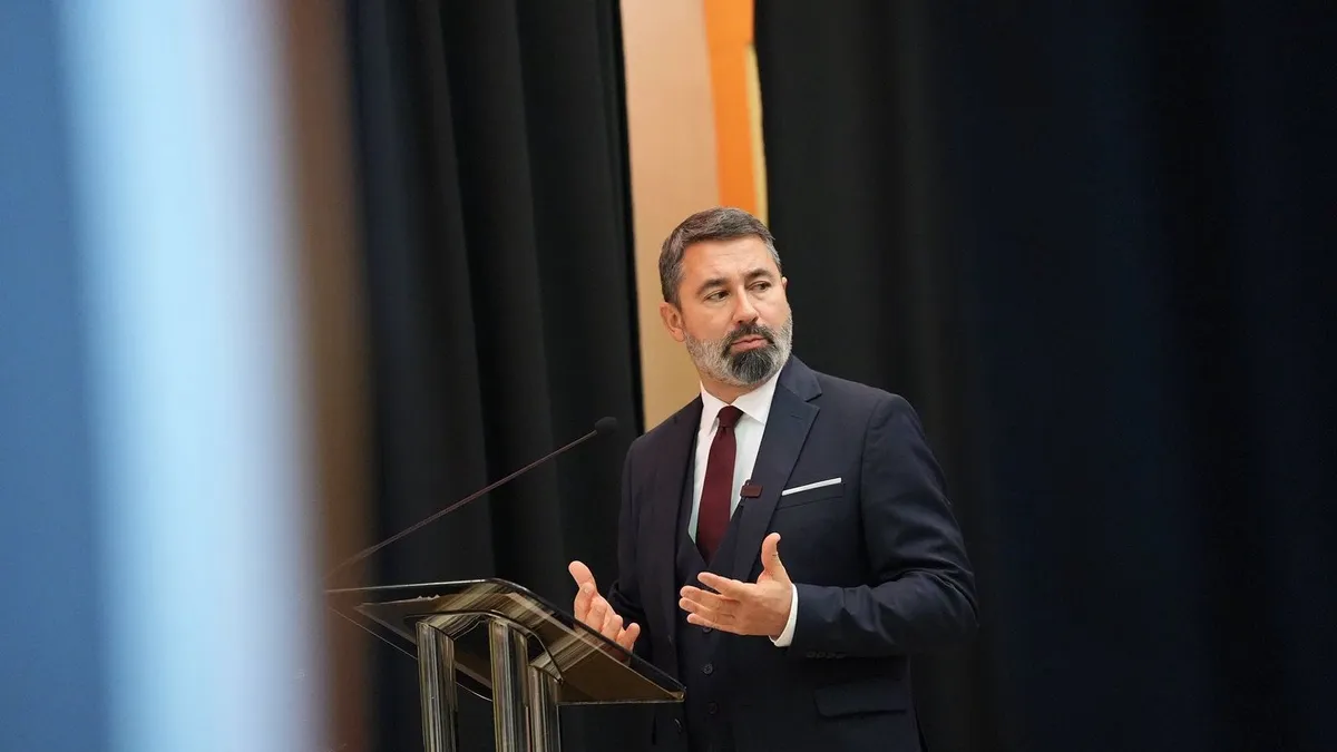 Hidvéghi Balázs: A Tisza kész végrehajtani a brüsszeli elit háborús terveit