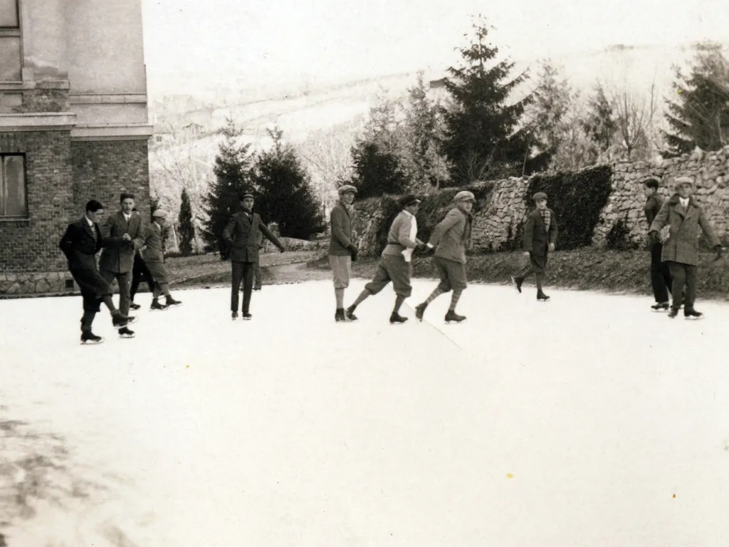 korcsolyázás, korcsolya, korcsolyázásgaléria,