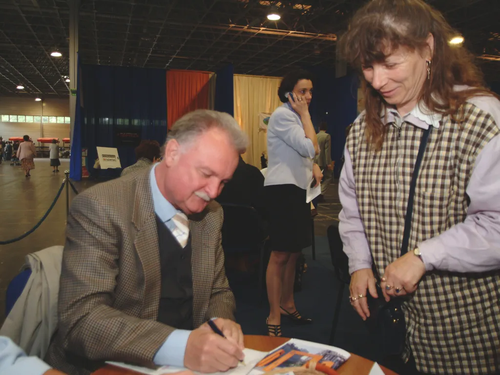 Balázs Péter, BalázsPéter, színész, BalázsPéterszínész, 
20050611 Budapest Hungexpo. A Fidesz XVIII. tisztújító kongresszusa 
A nemzeti konzultáció standja.
Balázs Péter