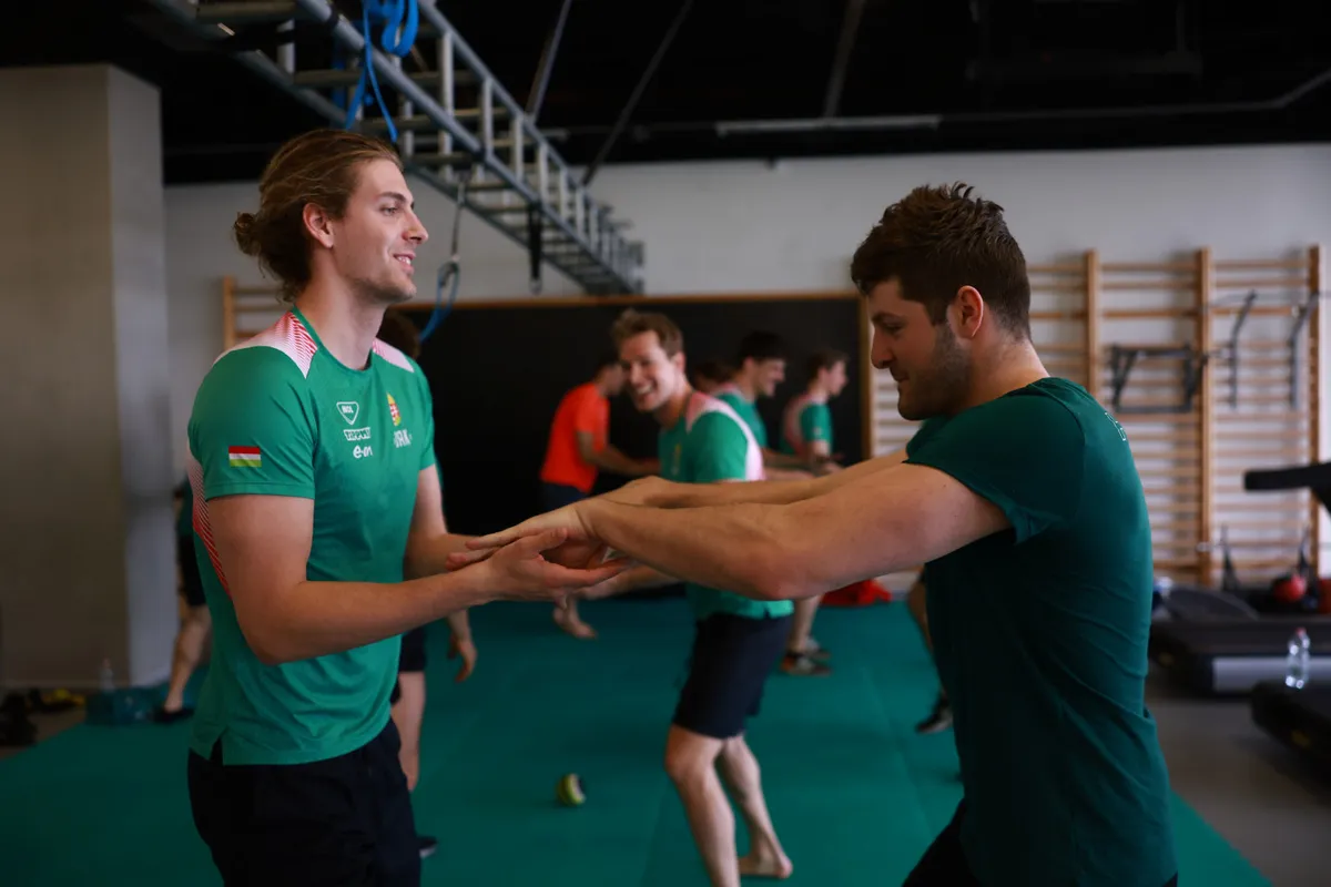 Vogel Soma és Manhercz Krisztián remek hangulatban készül a vízilabda-válogatottal Fotó: Waterpolo.hu