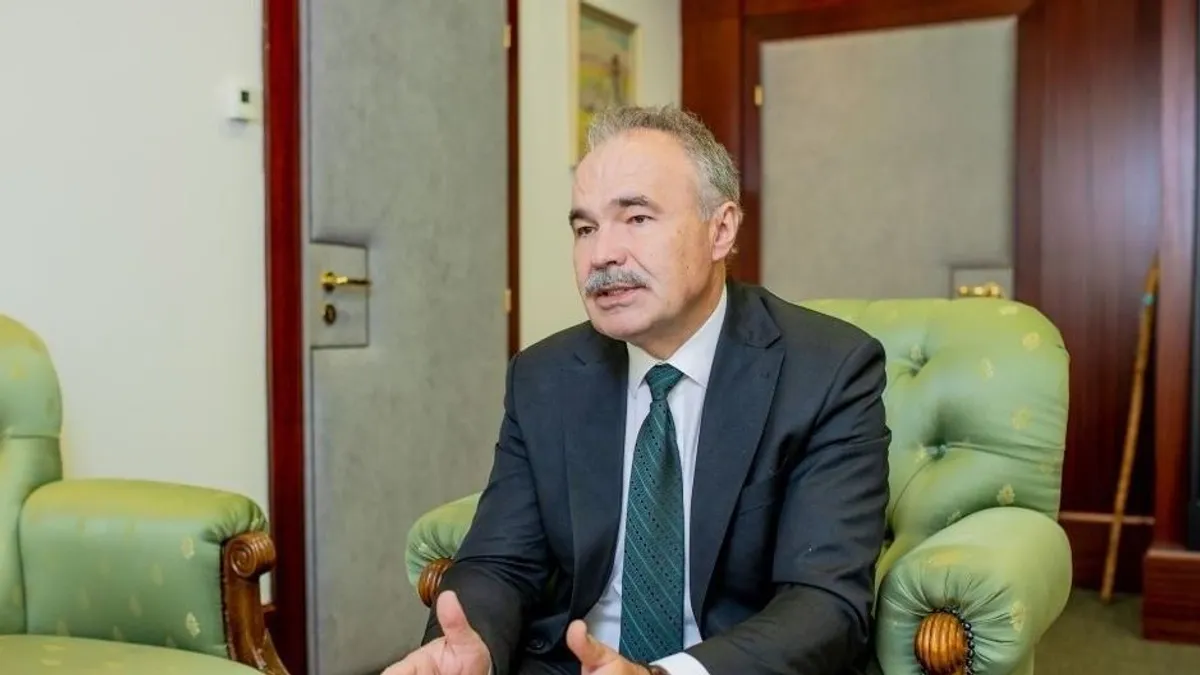 Frusztrált és irigy – Nagy István megsemmisítő üzenete Magyar Péternek