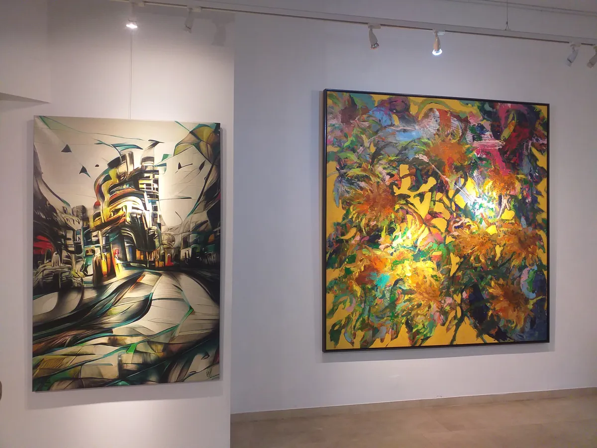 Háttérben Dávid Norbert: Sunflowers – Napraforgók című festménye