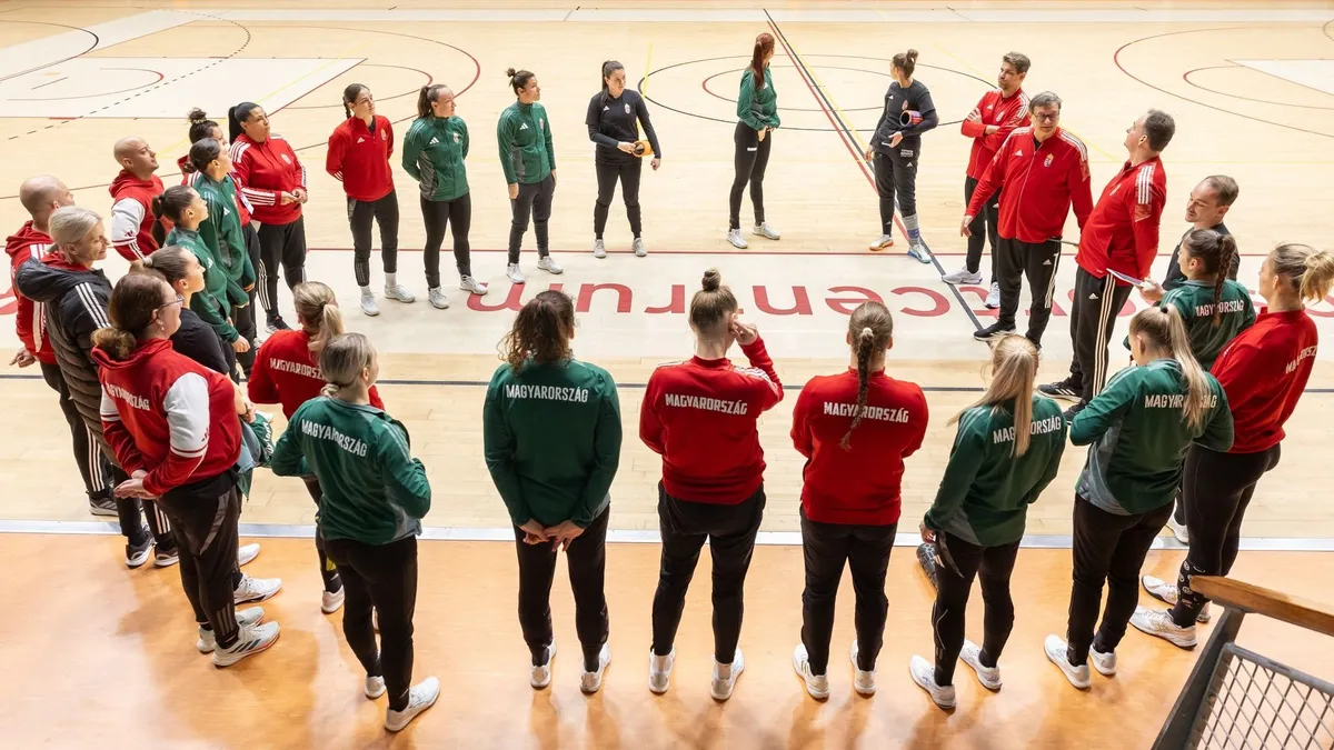 Hollandia ellen játszik a női kézi válogatott a negyeddöntőben