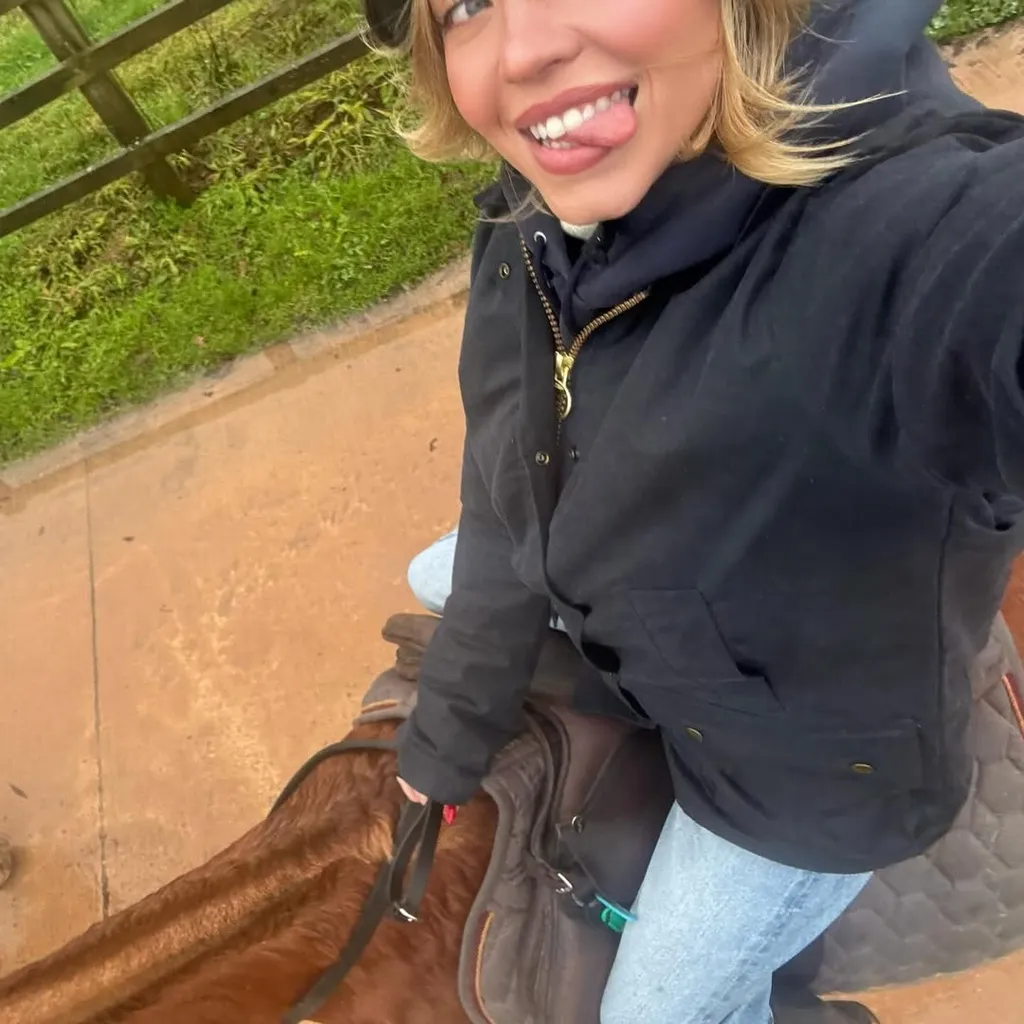 A szexi amerikai színésznő, Sydney Sweeney