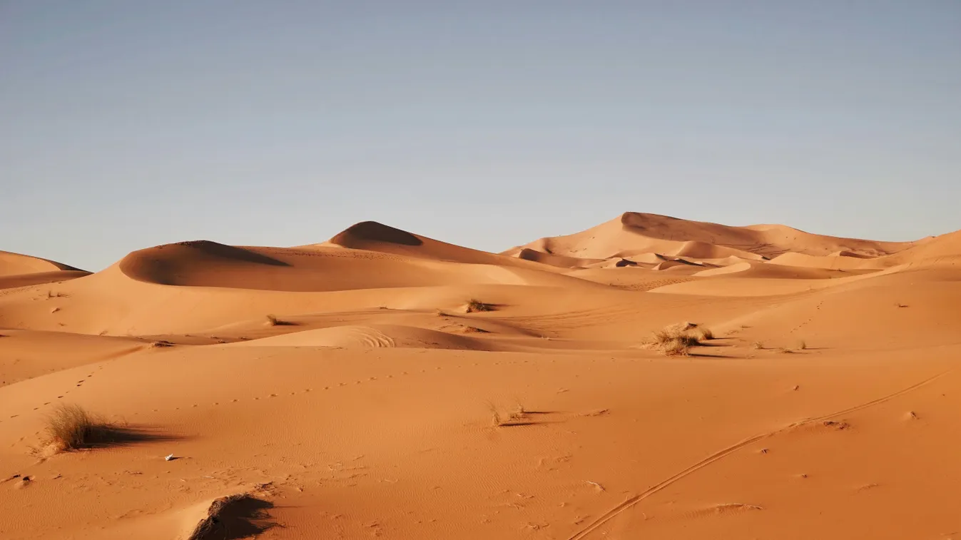 Ritka jelenséget vettek videóra a Szaharában Kép