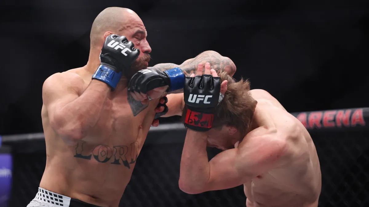 Olyan történt a hajnali UFC-gálán, hogy arra mindenki felkapta a fejét – videó