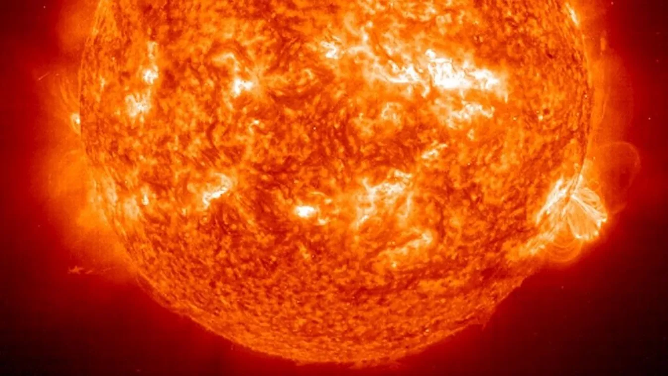 Veszélyeztetheti-e a NASA új Hold-küldetését a látványos sarki fényt okozó napkitörés? Kép