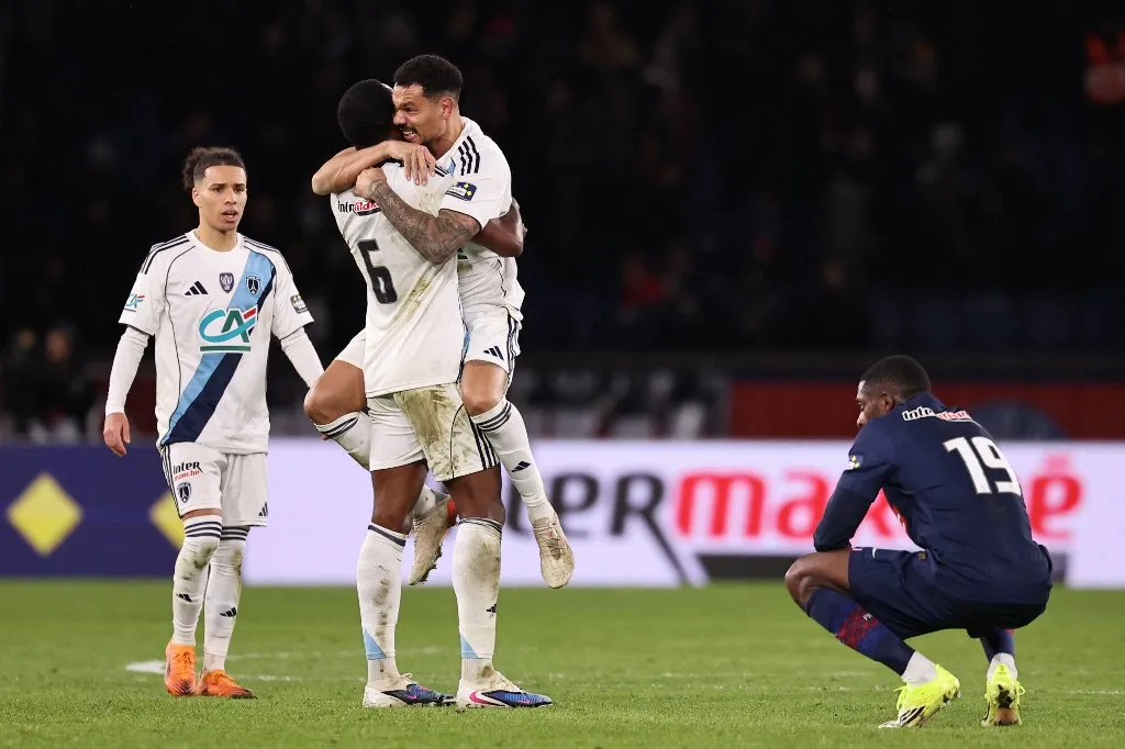 Nagy pofont kapott a PSG a Francia Kupában