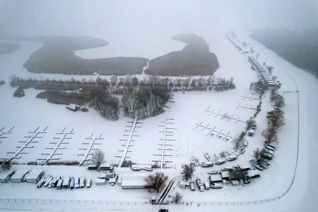 Lenyűgöző képeken a befagyott Tisza-tó és környéke, Tiszató, időjárás, tél, galéria, 2026