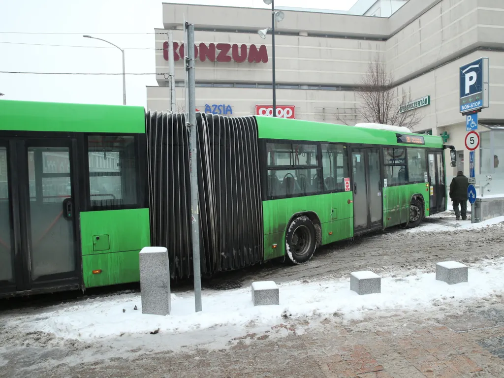 ónos eső vagy ólmos eső vegyes halmazállapotú, túlhűlt vízcseppekből álló csapadékfajta, ónoseső, időjárás, összeállítás, galéria, 2026