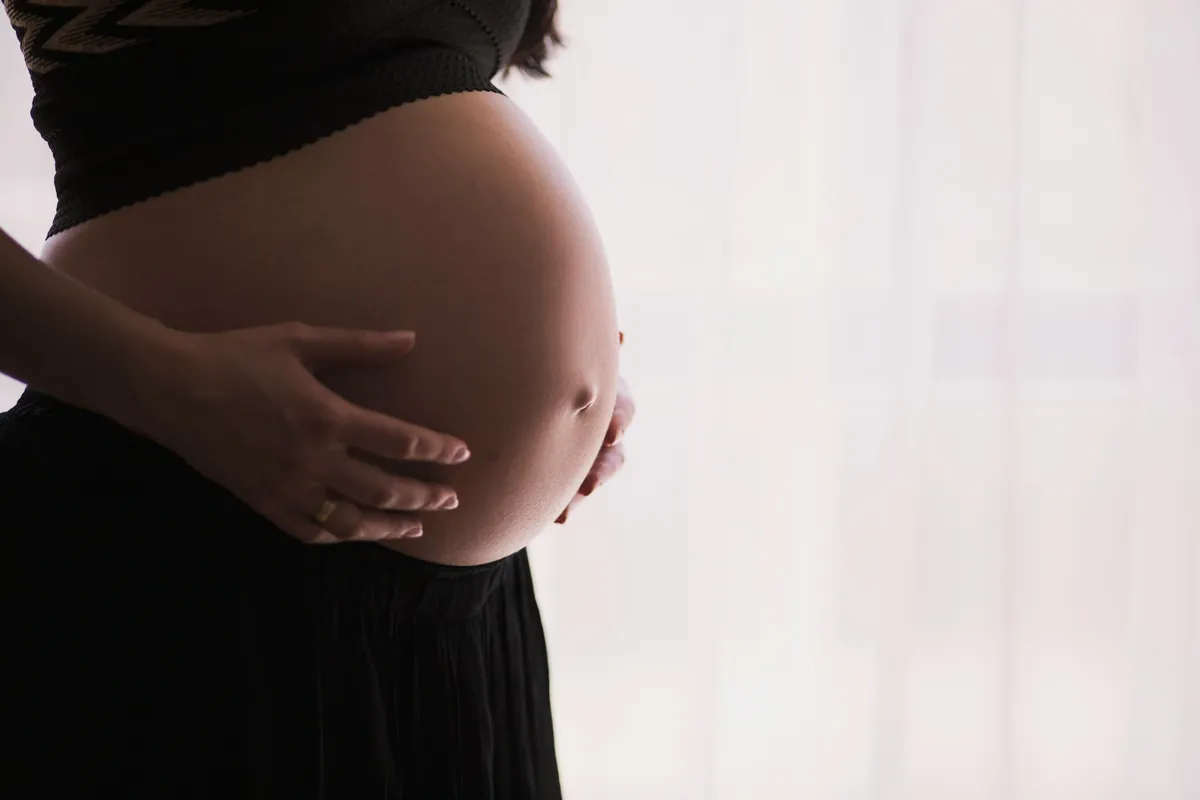 autizmus, terhes, terhesség - Az autizmus kialakulásának lehetősége terhesség alatt, függ a légszennyezésnek való kitettségtől, halálközeli élmény