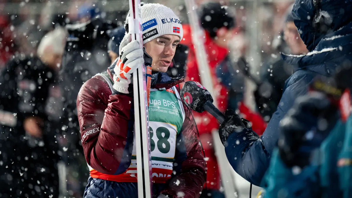 Az olimpiai bajnok Marius Lindvik is egyike a csaló norvégoknak