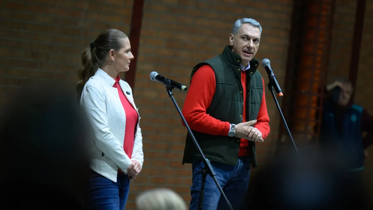 Lázár János a rekordok Lázárinfóját tartotta Csepelen