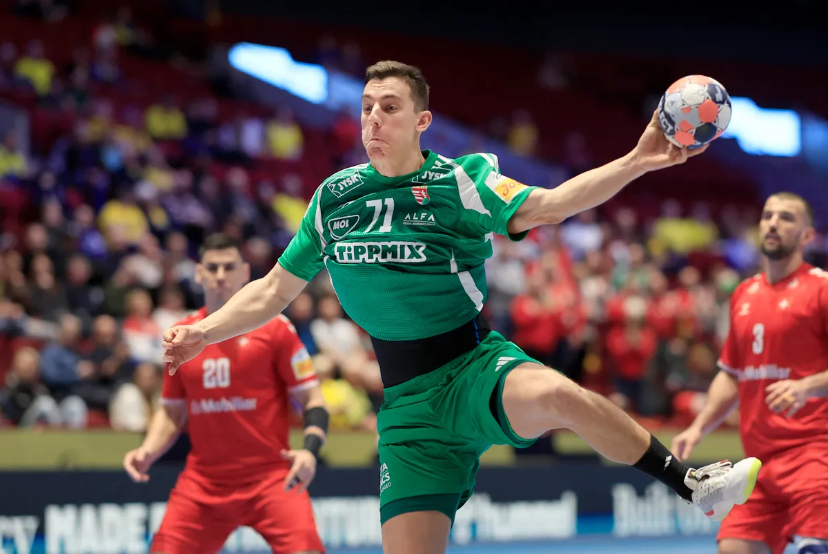 Ónodi szerezte a meccs talán legszebb gólját kínai figurából a kézilabda-Eb középdöntőjében Fotó: ANDREAS HILLERGREN/TT / TT NEWS AGENCY