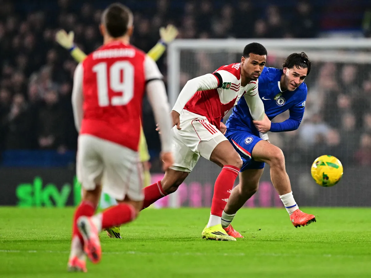 Az Arsenal a hetedik percben egy szöglet után talált be a Chelsea-nek