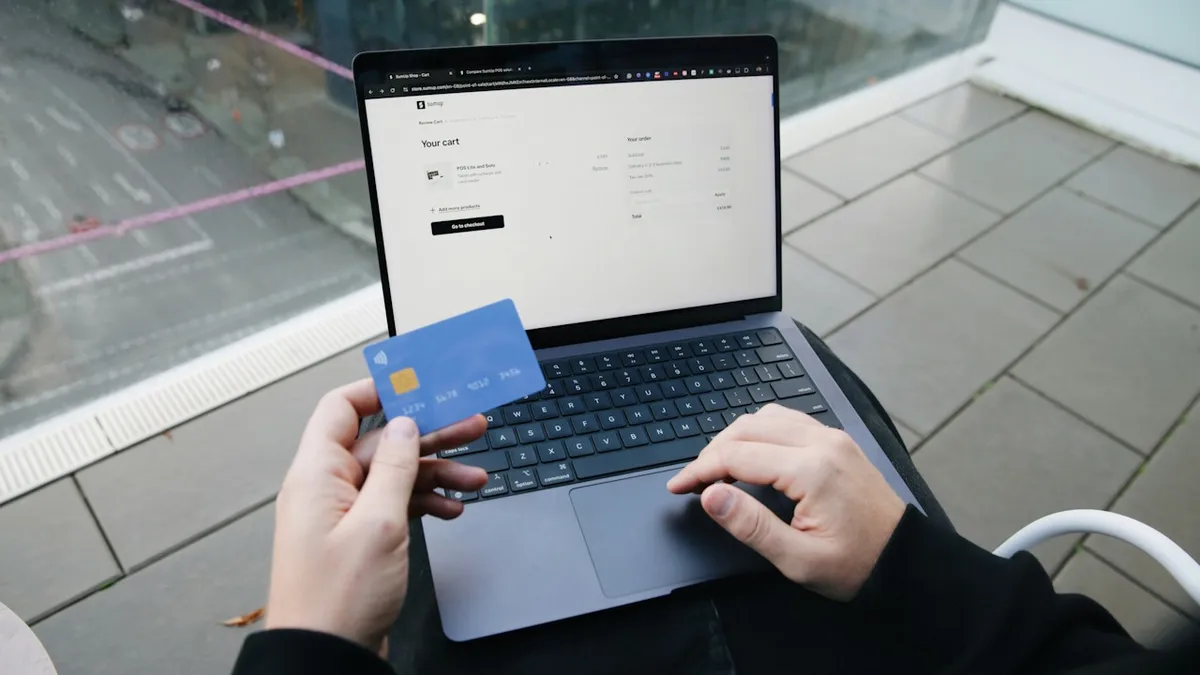 A csalás jellege miatt elkerülhetetlen volt a tini lebukása és felelősségre vonása