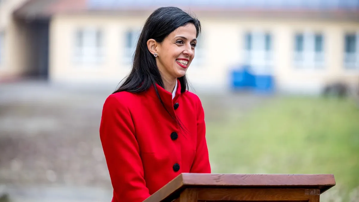 Januártól újabb fontos adócsökkentések léptek életbe, kétgyerekes anyák szja mentessége