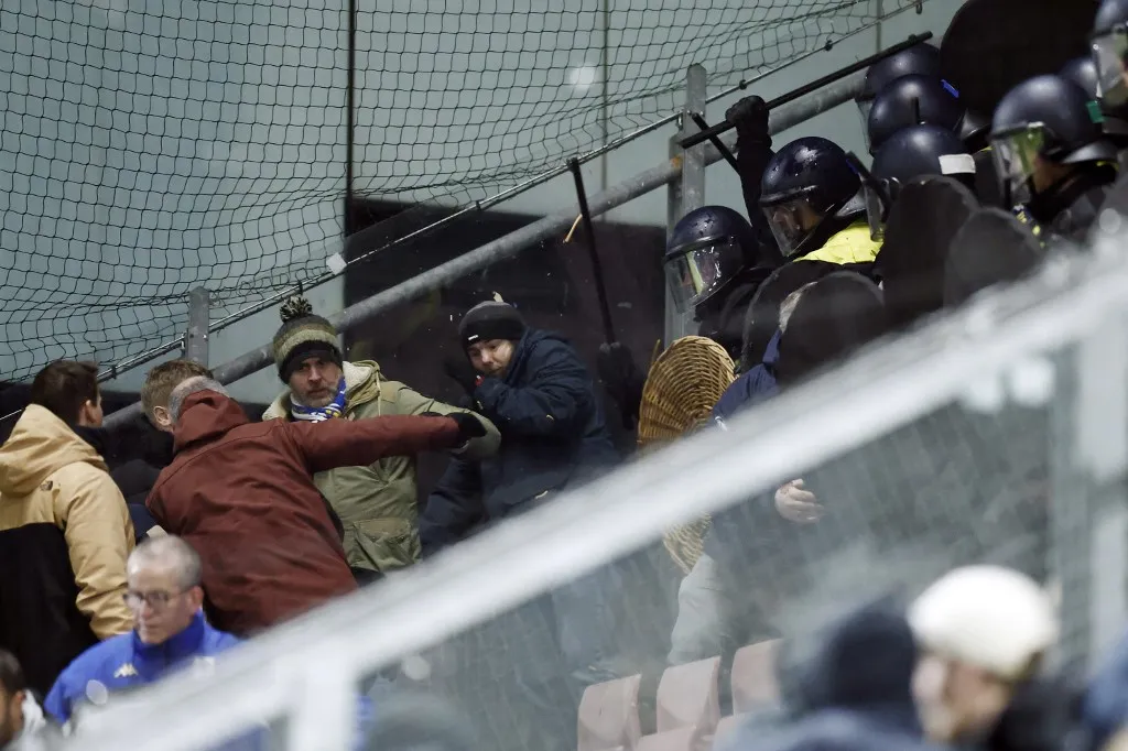 A Genk-szurkolók egy része lemaradt a meccsről