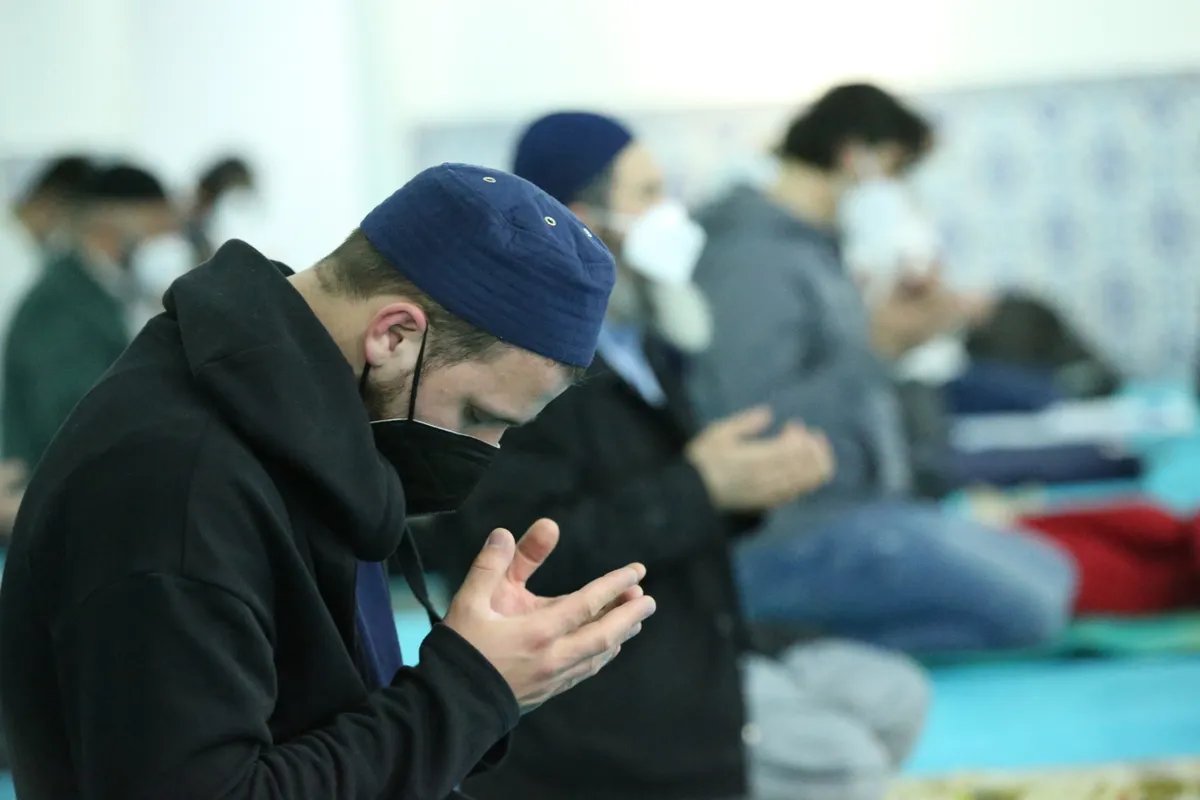 A vallásszabadság adott, de a radikális iszlámmal leszámolnak Alsó-Ausztriában