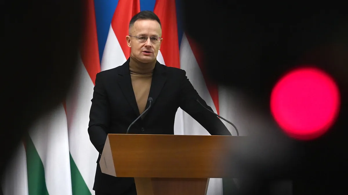 Szijjártó Péter bírálta az RTL híradóját (Fotó: MTI/Soós Lajos)