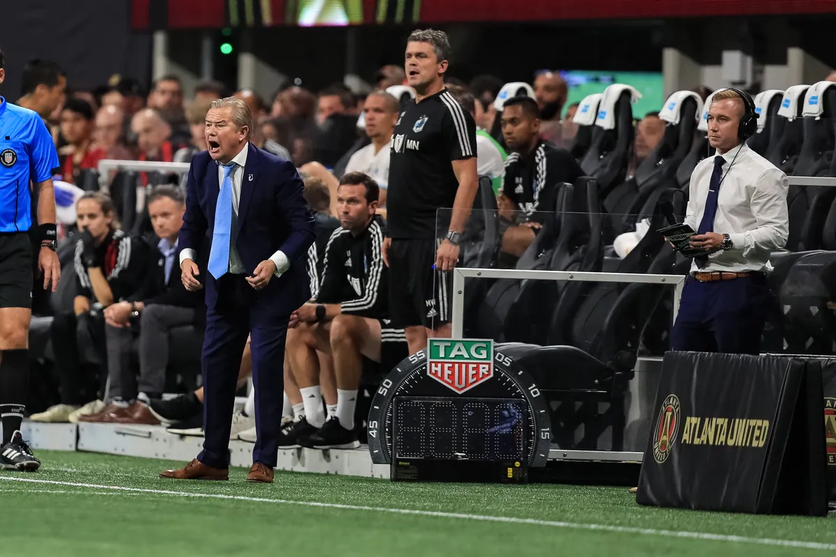 ATLANTA, GA - AUGUST 27: Head coach Adrian Heath of Minnesota United reacts during the first half of the U.S. Open Cup Final vs Atlanta United at Mercedes-Benz Stadium on August 27, 2019 in Atlanta, Georgia.   Carmen Mandato/Getty Images/AFP (Photo by Carmen Mandato / GETTY IMAGES NORTH AMERICA / Getty Images via AFP)