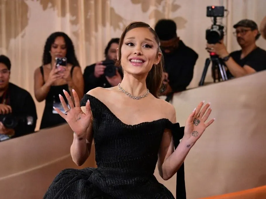 US singer-Songwriter Ariana Grande attends the 83rd annual Golden Globe Awards at the Beverly Hilton hotel in Beverly Hills, California, on January 11, 2026. (Photo by Frederic J. Brown / AFP) / -- IMAGE RESTRICTED TO EDITORIAL USE - STRICTLY NO COMMERCIAL USE --