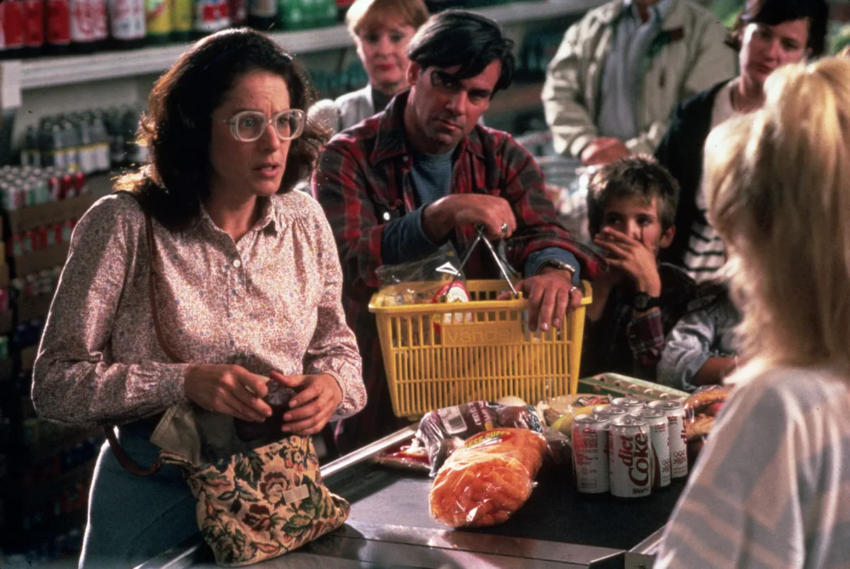 1993, Film Title: DANGEROUS WOMAN, Director: STEPHEN GYLLENHAAL, Studio: GRAMERCY, Pictured: DEBRA WINGER