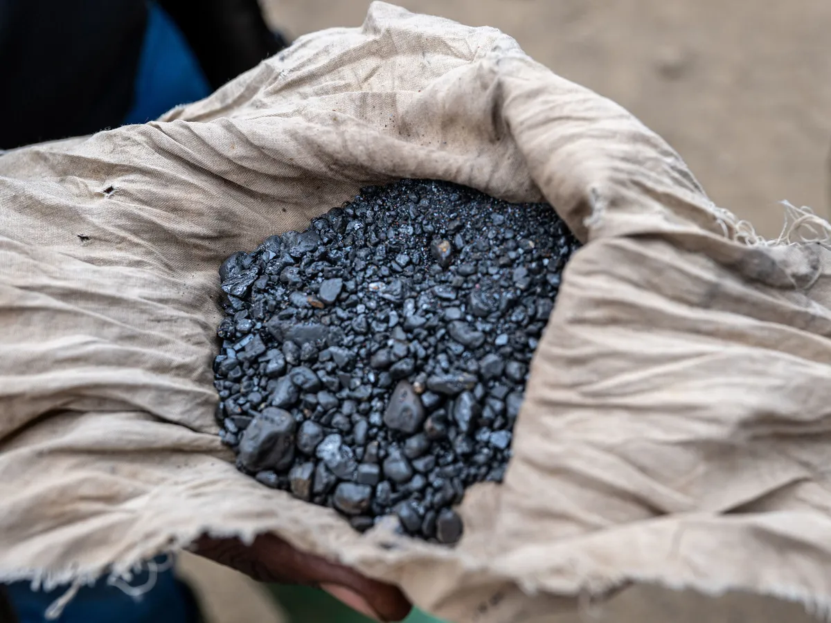 kongói bányászat, kongóibányászat, Kongó, Kongó bányászat, Kongóbányászat,
(250520) -- RUBAYA (DR CONGO), May 20, 2025 (Xinhua) -- Photo taken on May 7, 2025 shows coltan ore extracted from a coltan mining site in the town of Rubaya, the Democratic Republic of the Congo (DRC). In the mist-veiled highlands of Masisi territory, a silent war for control over one of the world's most strategic minerals is raging. Rubaya, a remote town in the eastern Democratic Republic of the Congo (DRC), has once again found itself at the heart of a global supply chain entangled in armed conflict and rebel rule. Since April 2024, the March 23 Movement (M23) rebel group has maintained control over Rubaya's lucrative coltan mining sites. The ore -- columbite-tantalite, commonly known as coltan -- yields tantalum, a rare metal essential for manufacturing smartphones, fighter jets, medical implants, and advanced electronics. According to United Nations estimates, Rubaya alone accounts for more than 15 percent of the world's tantalum supply. (Xinhua/Zheng Yangzi) TO GO WITH Feature: Mist and metal -- coltan grab in eastern DR Congo
Xinhua News Agency / eyevine
Contact eyevine for more information about using this image:
T: +44 (0) 20 8709 8709
E: info@eyevine.com
http://www.eyevine.com