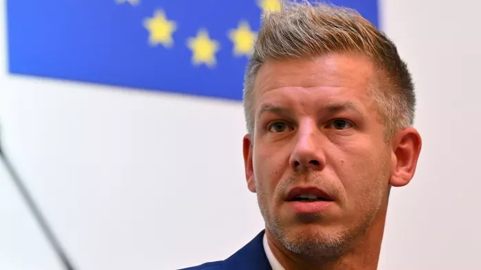 Hazudni rendületlenül, ez lett a tiszás mottó