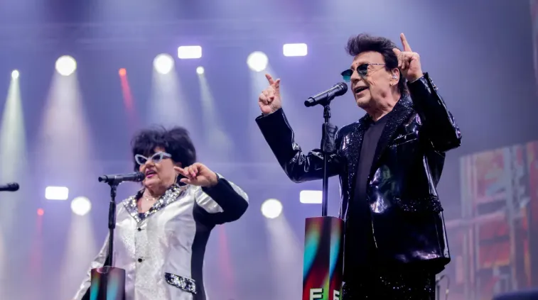 Fenyő Miklóst kórházban kezelik, Szandi üzent az előadónak