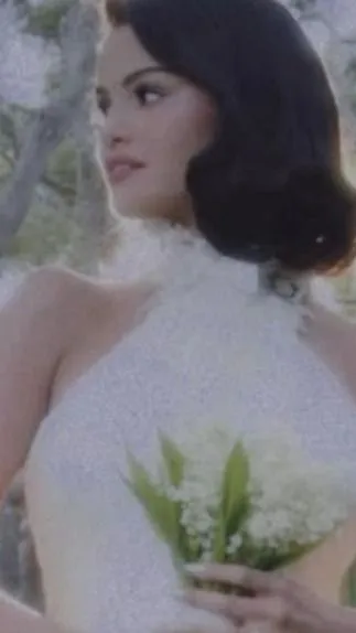 Nem fogja elhinni! – Minden gátlását levetkőzte Selena Gomez