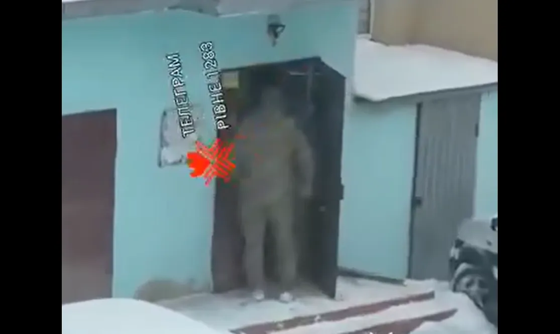 Kegyetlen kényszersorozás Rivnében (Forrás: X)