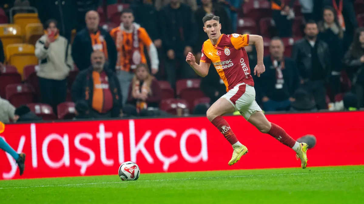 Sallai Roland gyönyörű gólpasszt adott a Szuperkupa-mérkőzésen – videó