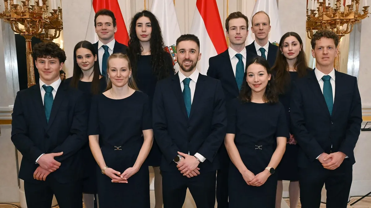 A köztársasági elnök előtt tettek esküt a magyar olimpikonok – videó