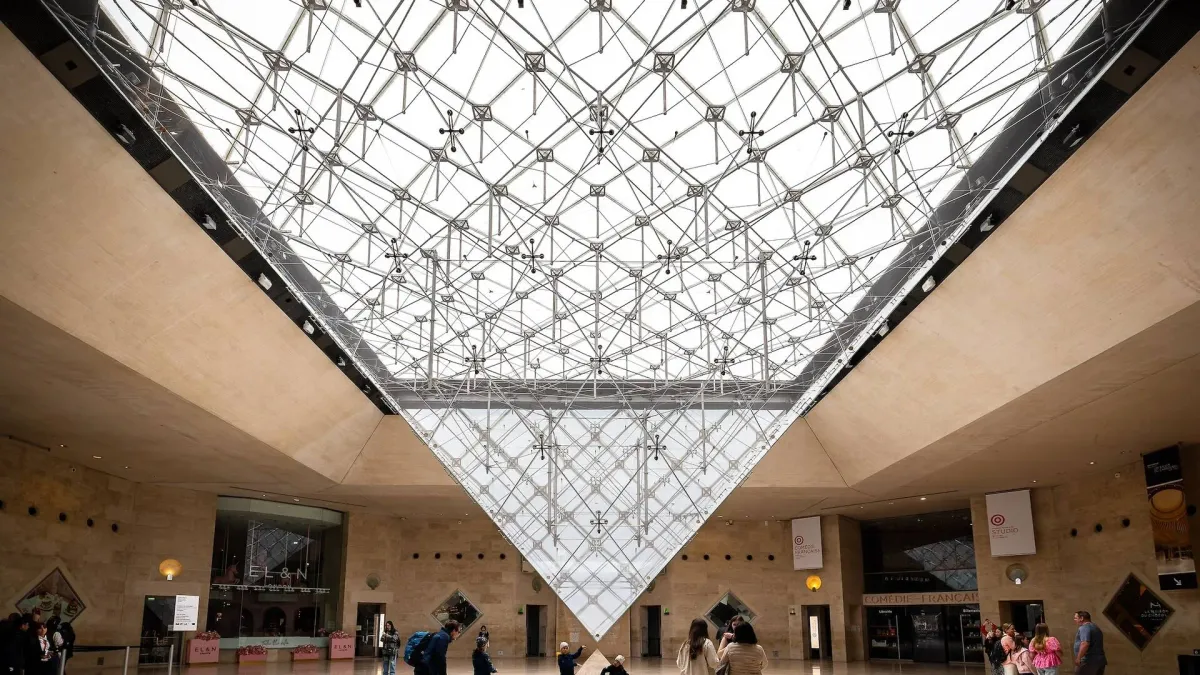 Louvre