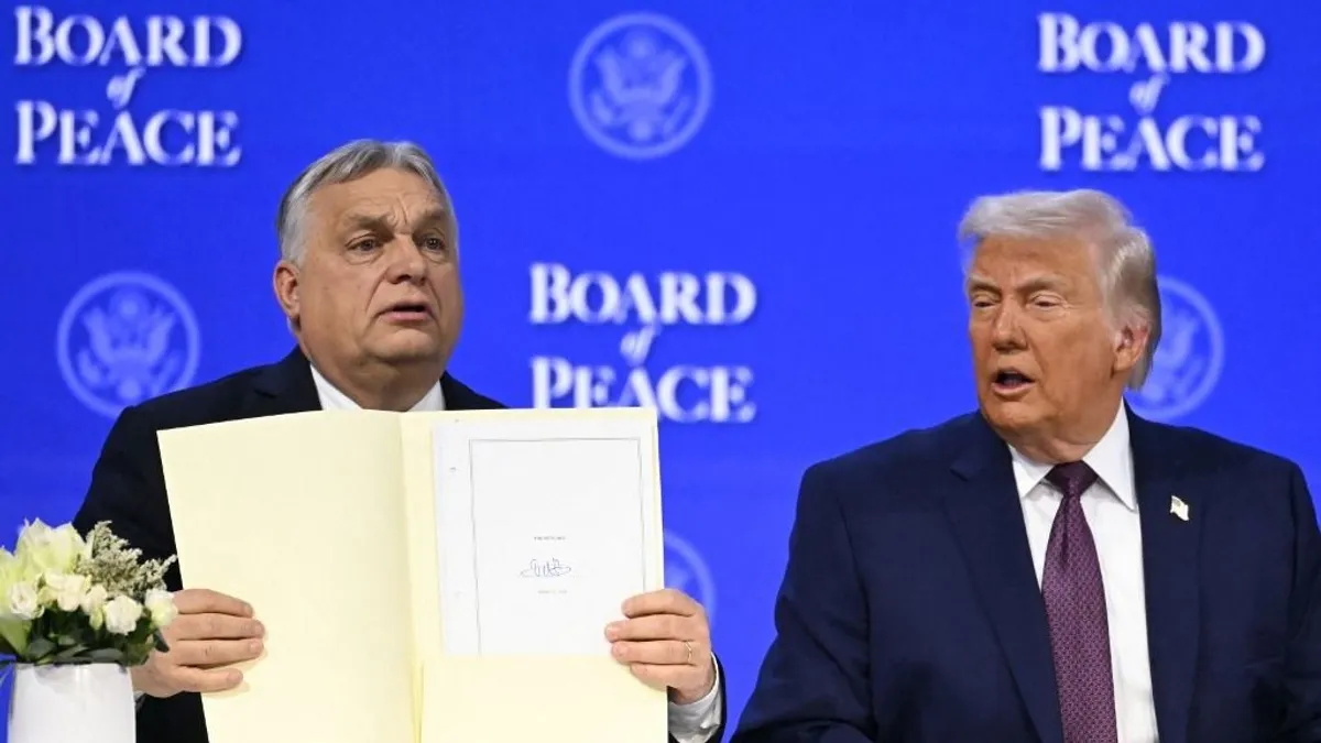 Orbán Viktor Davosból jelentkezett – A fejlődéshez béke kell