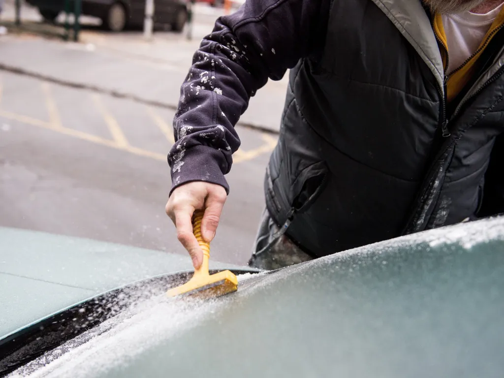 ónos eső vagy ólmos eső vegyes halmazállapotú, túlhűlt vízcseppekből álló csapadékfajta, ónoseső, időjárás, összeállítás, galéria, 2026