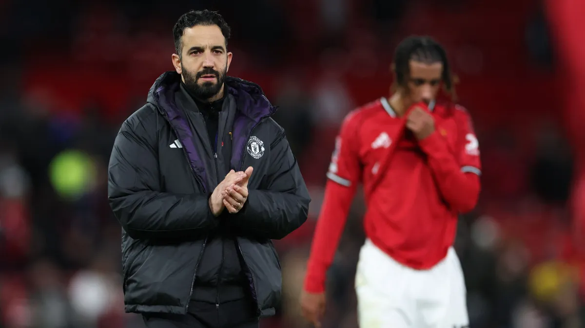 A Manchester United kirúgta a bukott edzőjét – hivatalos!