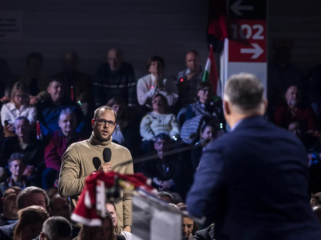 DPK, Digitális Polgári Körök, DigitálisPolgáriKörök, háborúellenes gyűlés, háborúellenesgyűlés, Esztergom, DPKEsztergom, 2026.02.28.